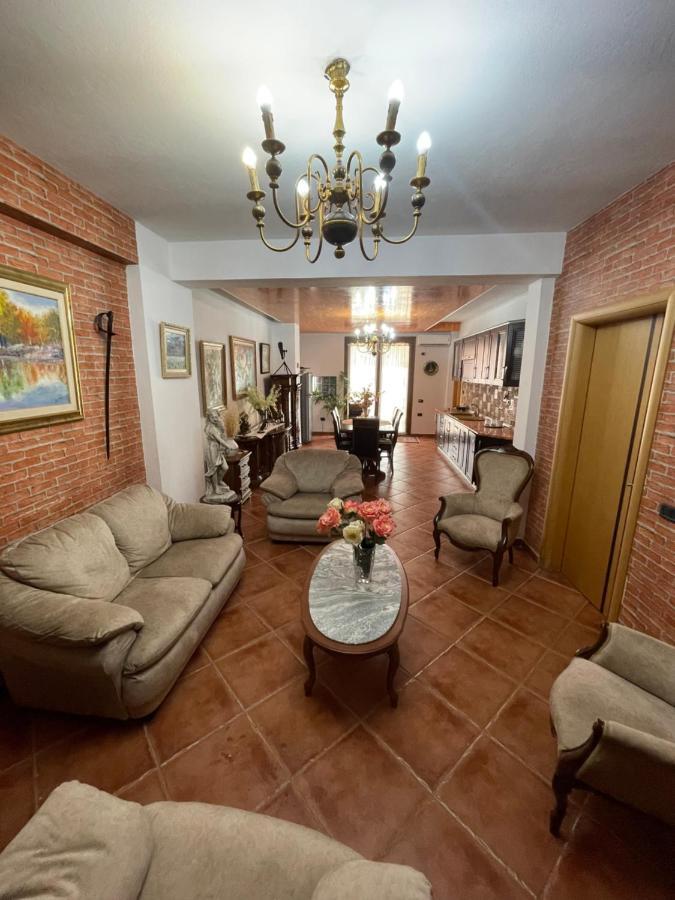 Venus - Cozy Apt With Terrace Avlonya Dış mekan fotoğraf