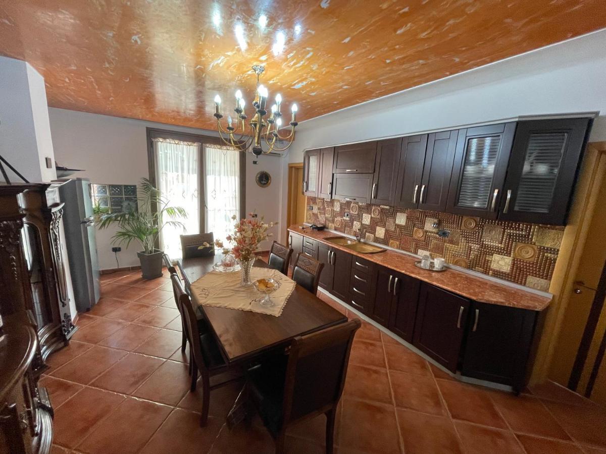 Venus - Cozy Apt With Terrace Avlonya Dış mekan fotoğraf
