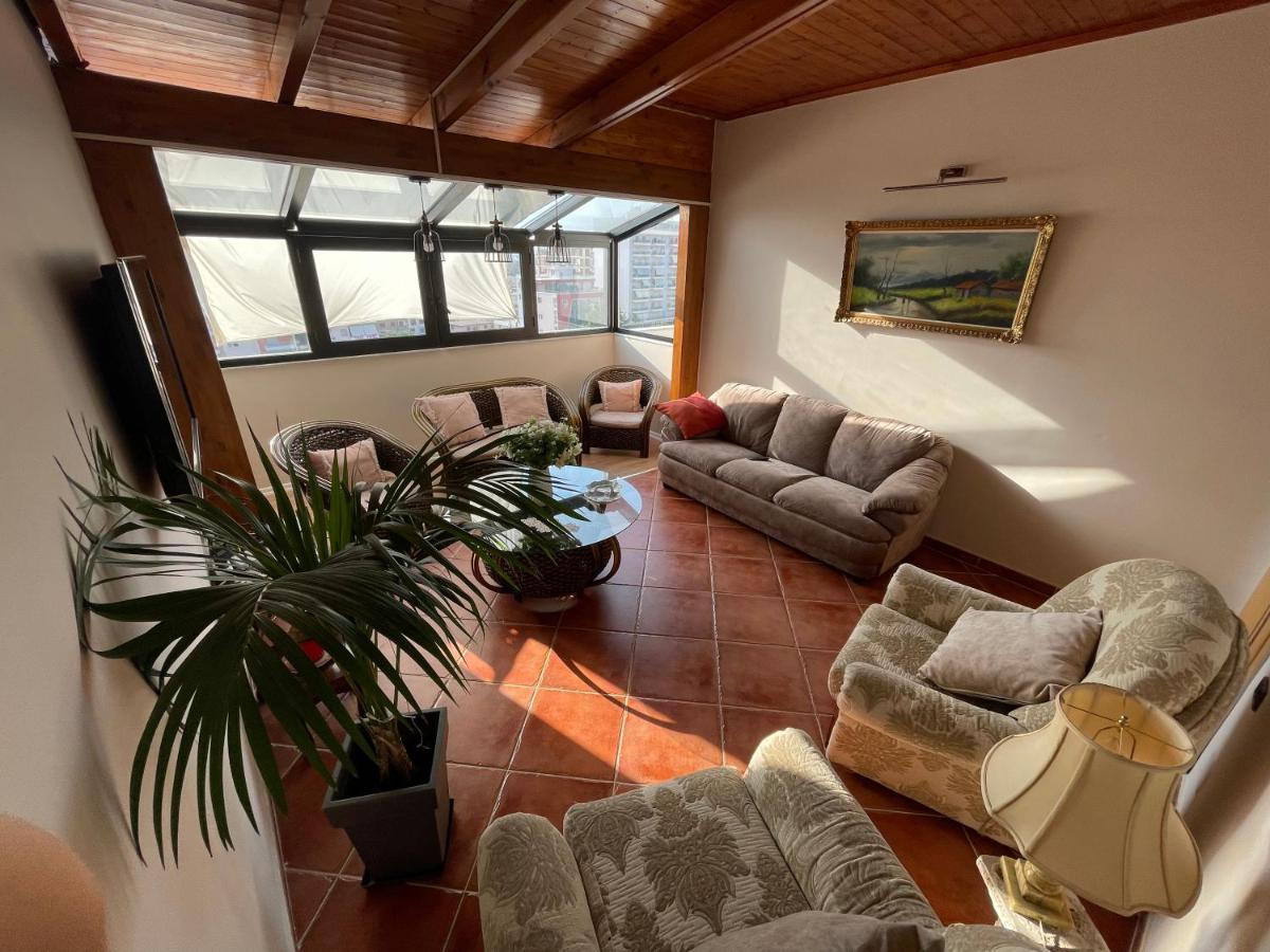 Venus - Cozy Apt With Terrace Avlonya Dış mekan fotoğraf