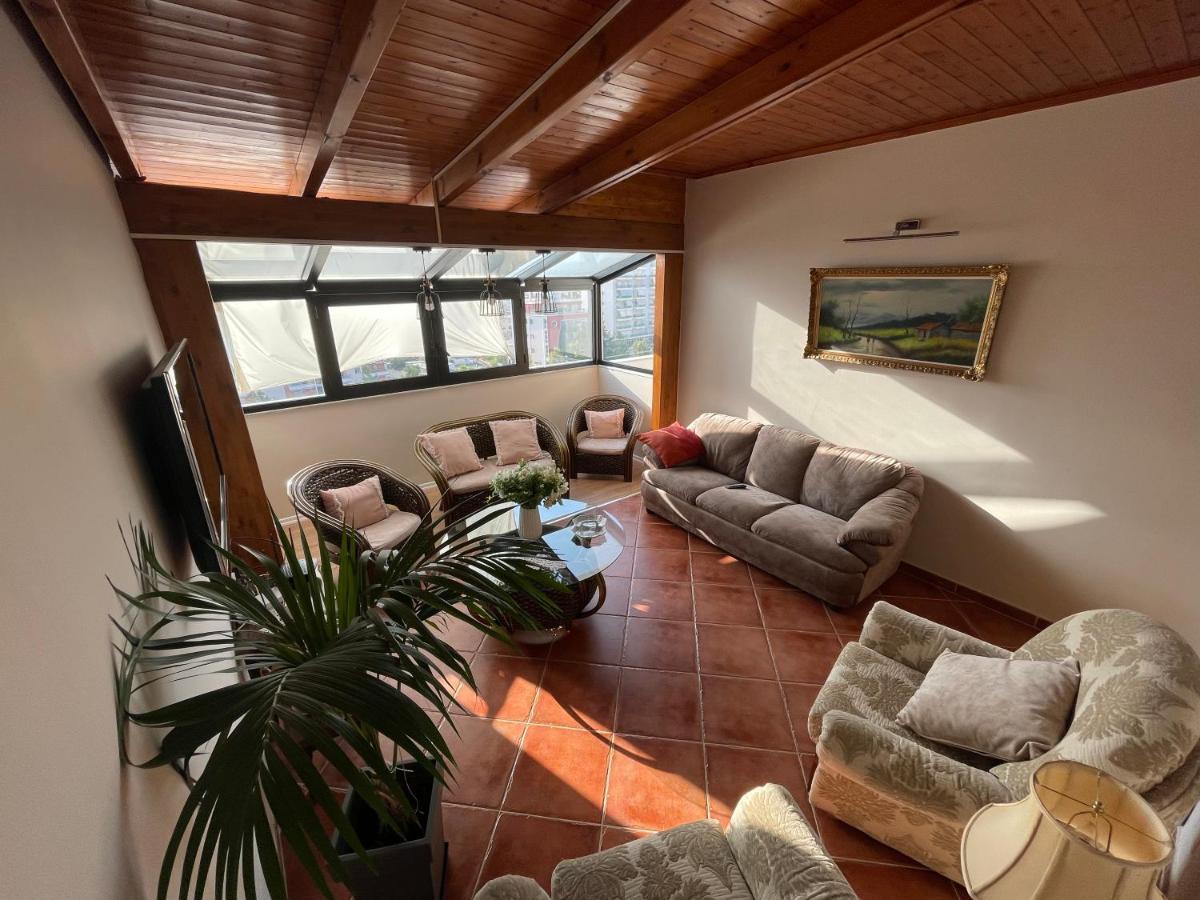 Venus - Cozy Apt With Terrace Avlonya Dış mekan fotoğraf