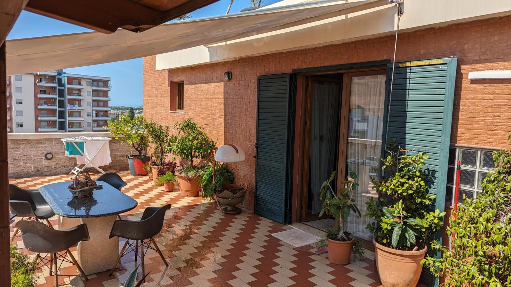 Venus - Cozy Apt With Terrace Avlonya Dış mekan fotoğraf